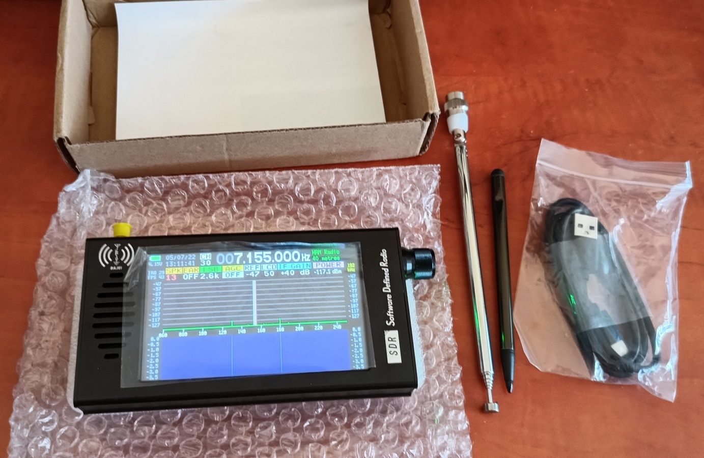 Odbiornik SDR 101 BAJEI  + gratis