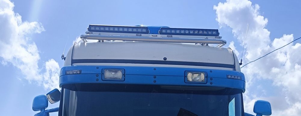 Лед лампи з полкою