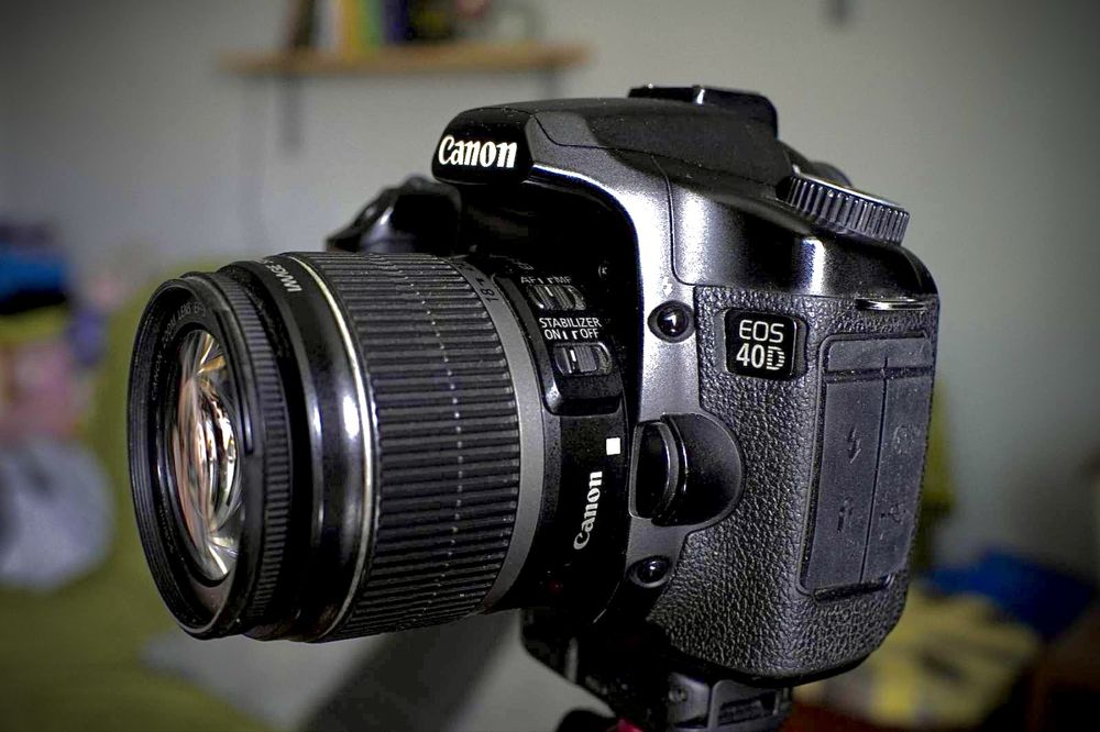 Canon 40D та кітовтй 18-55 is