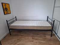 Łóżko wraz z materacem 90x200