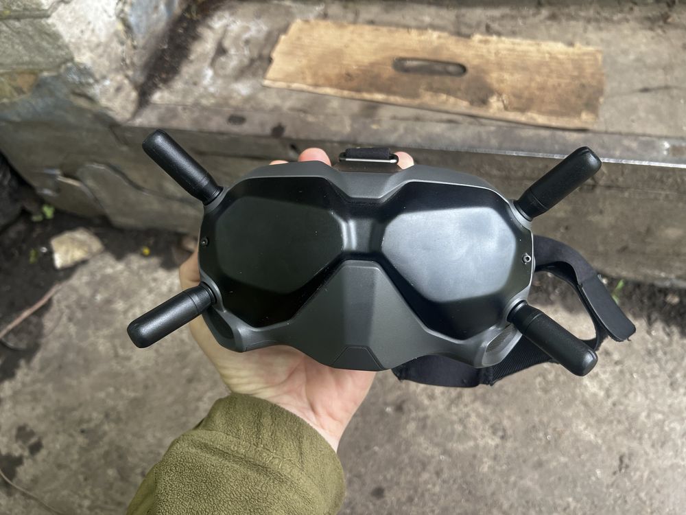 DJI googles v2 .