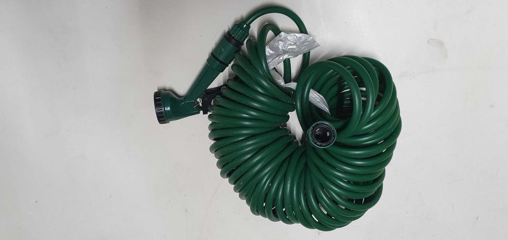 Mangueira de jardim com pistola