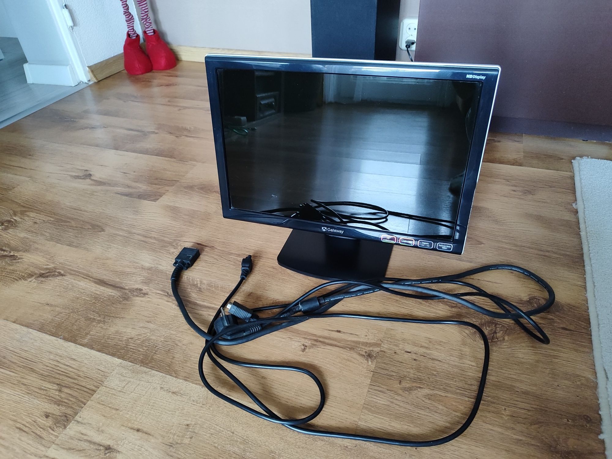 Monitor Gateway 19