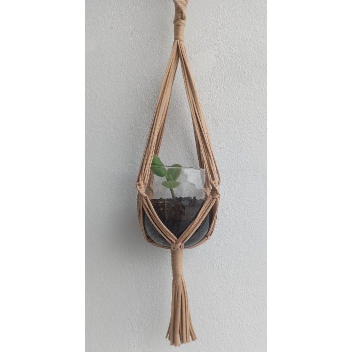 Suporte para vaso em Macramé