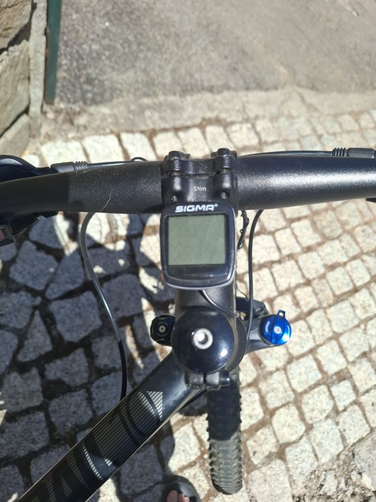 Vendo bicicleta berg semi-nova