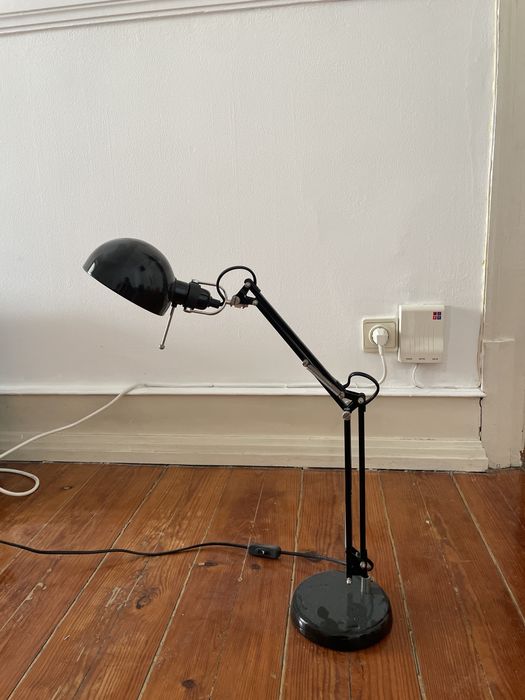 Candeeiro preto IKEA como novo