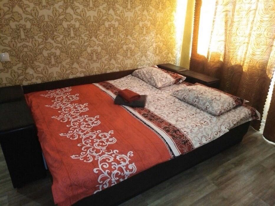 Посуточно,почасово(3ч-400 грн) СВОЯ к-ра пр.Слобожанский левый берег.