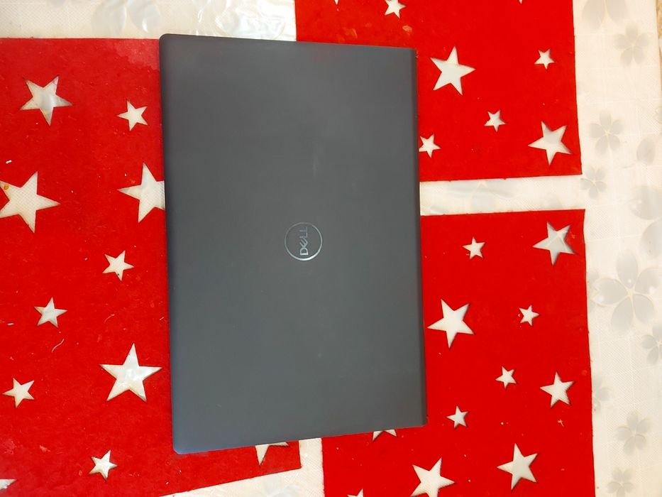 Ноутбук Dell Vostro 3510, i7-1165G7, RAM 16gb, SSD 256gb, FHD IPS