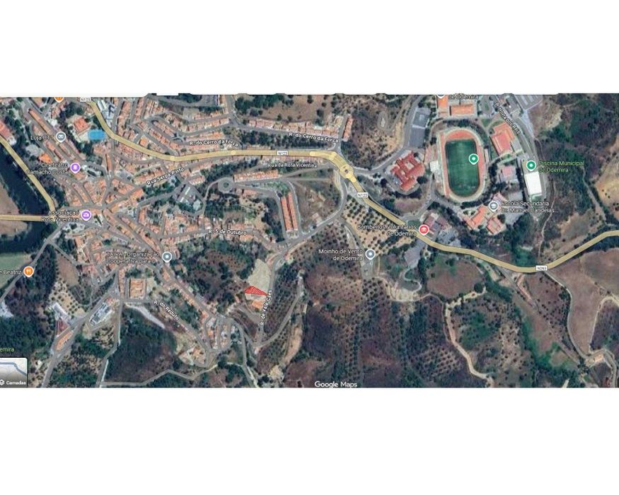 Terreno para construção de Vivenda Isolada de rés-do-chão