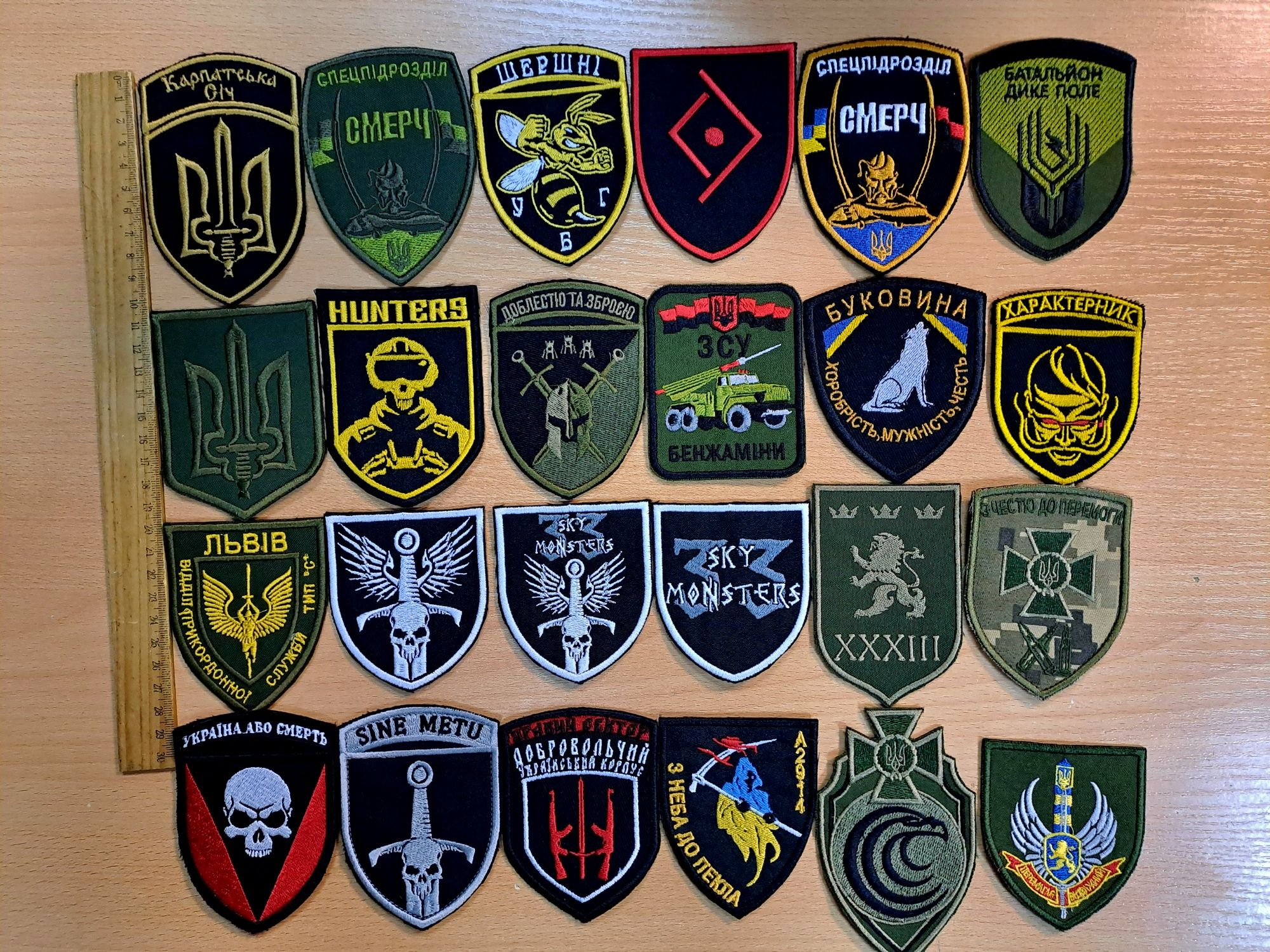 Вишивка логотипів.Шеврони,нашивки,позивні,групи крові,погони.