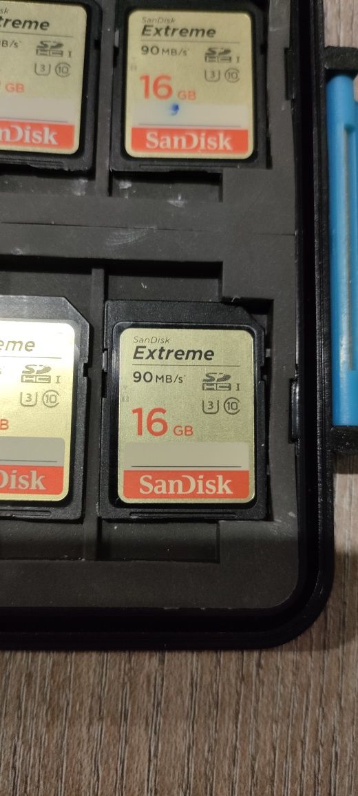 Cartões SD SanDisk extreme