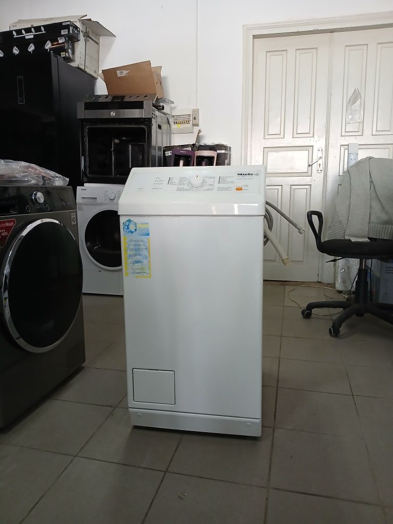 Пральна машина Miele Softtronik W 254 з Німеччини
