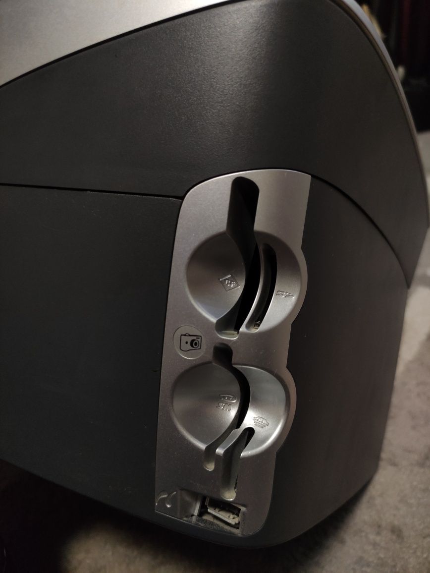Принтер Сканер Факс Копіювач HP Photosmart 2613 All-in-One