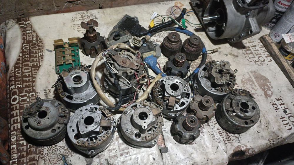 Генератор ИЖ Юпитер,Планета 12в, 6в, Ява 638, Минск