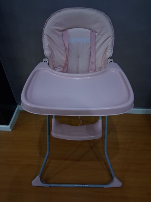 Cadeira de bebé para refeições