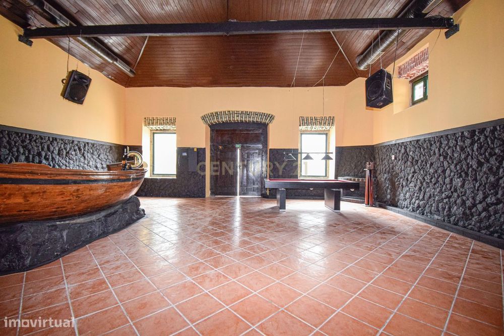 Arrendamento de Bar + Loja em Sacavém – Oportunidade Única!