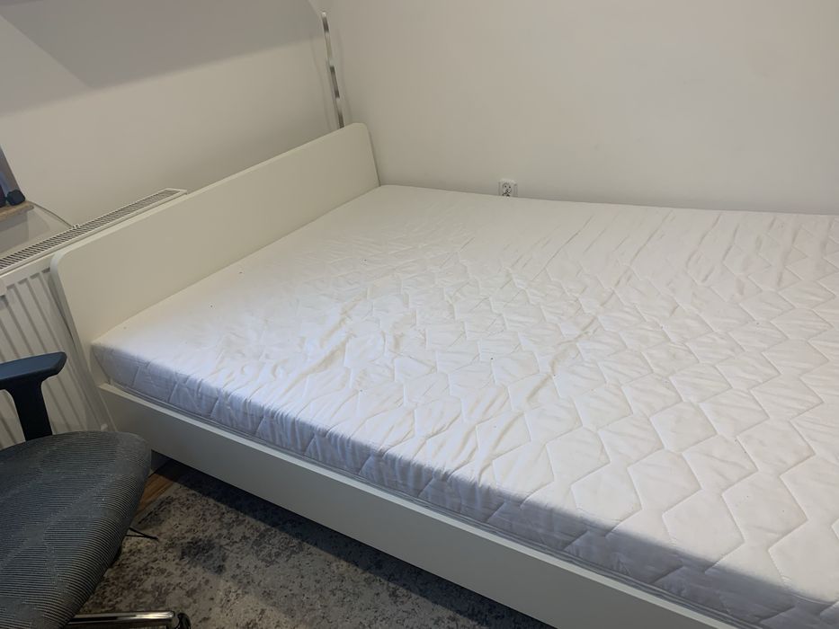 Łóżko białe Ikea z materacem. Dowoz