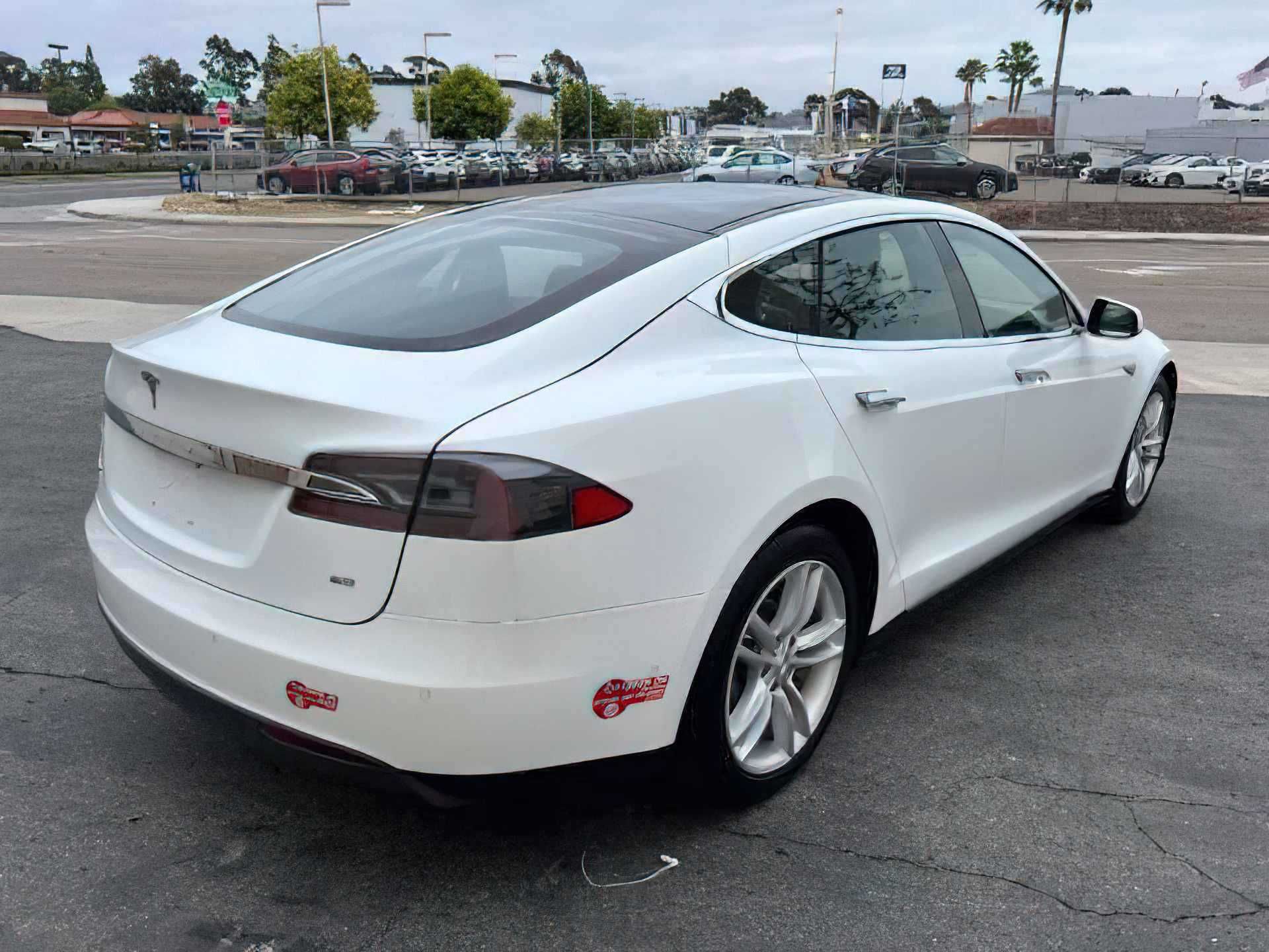 2015 Tesla Model S