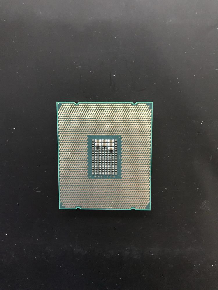 Процесор Intel Xeon E5-2699 v4 55M Cache, 2.20 GHz
