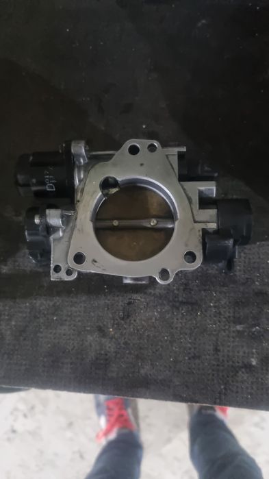 Borboleta peugeot 106 gti