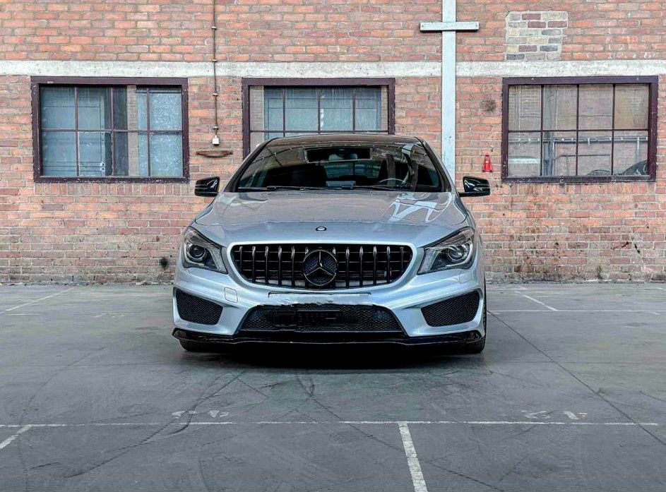 MERCEDES CLA 180 Prestige AMG gasolina 122cvs