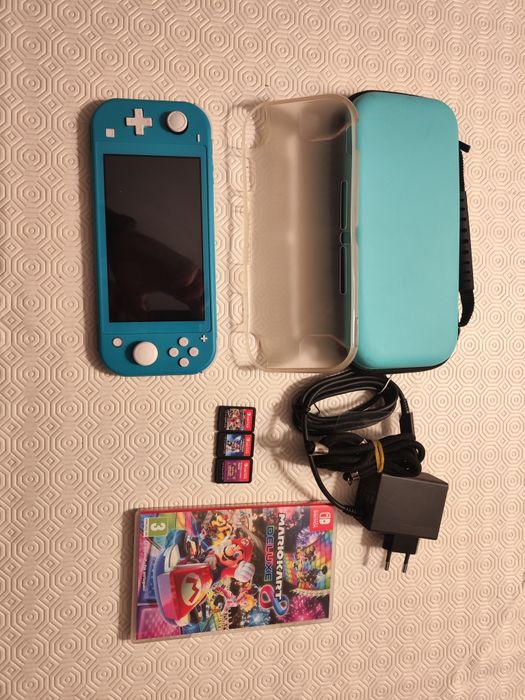 Nintendo Switch Lite Azul + 3 Jogos + Acessórios — Excelente Estado