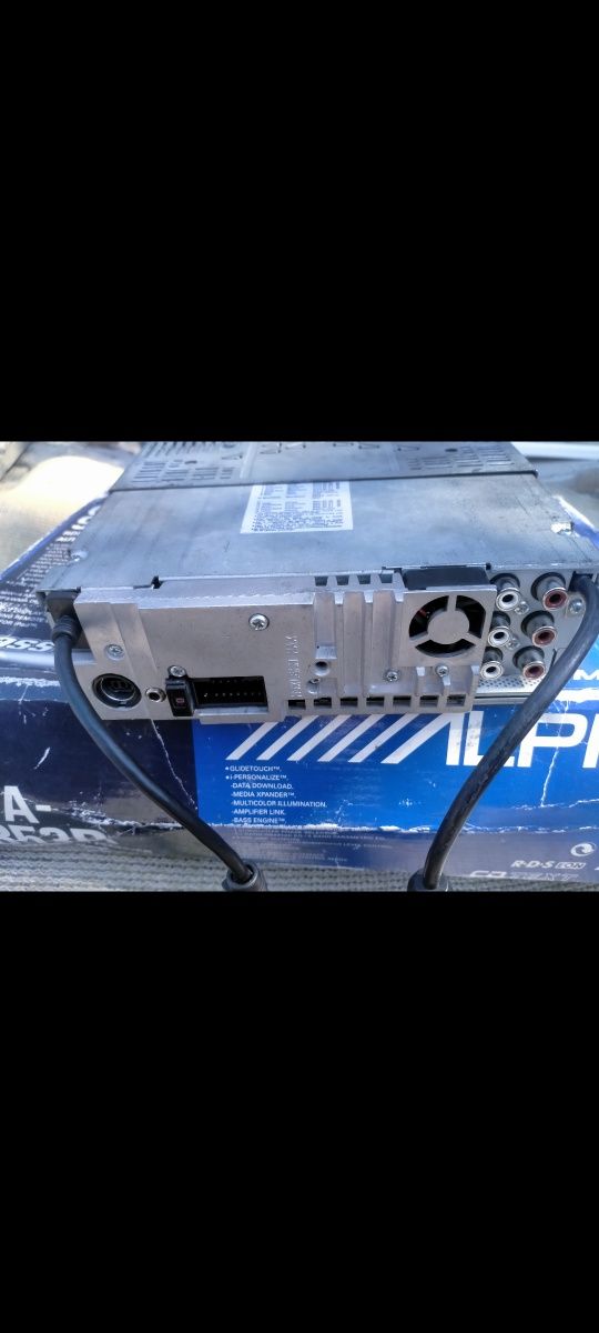 Alpine CDE-9853R процессорная магнитола  с блютузом