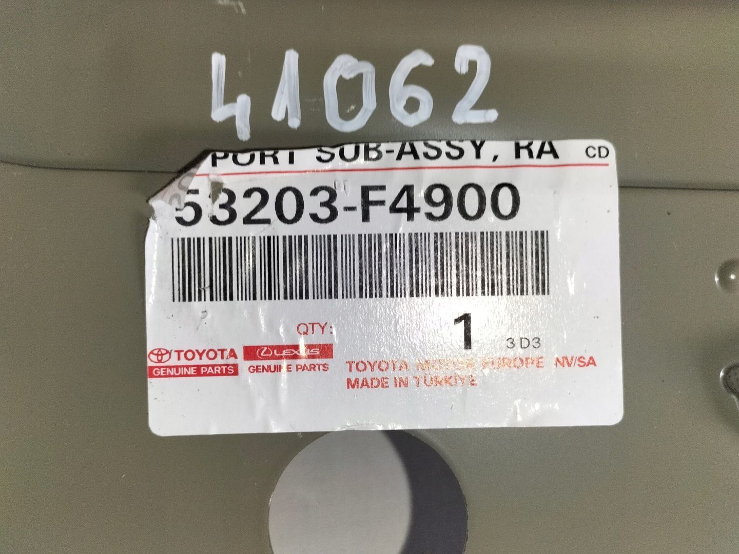 Wspornik łącznik pasa przód lewy TOYOTA CHR C-HR 16-