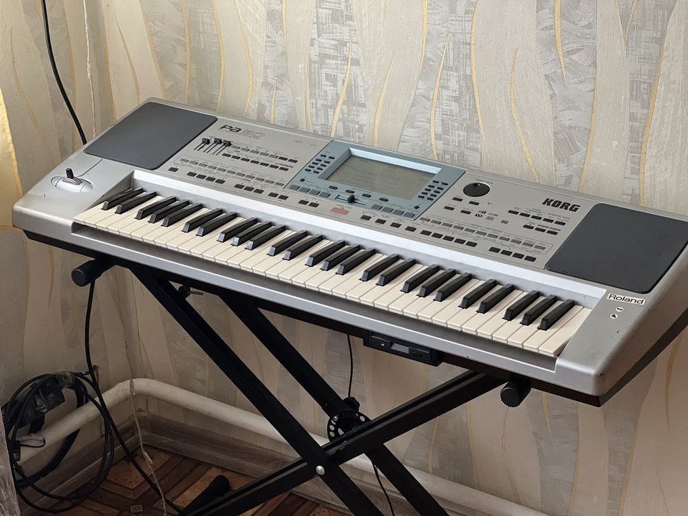 Продам Синтезатор Korg Pa 50