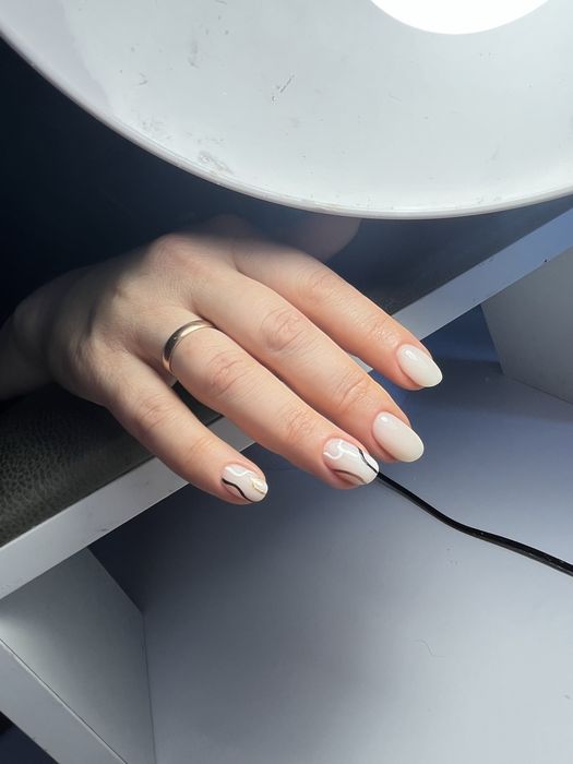 Манікюр, нарощування