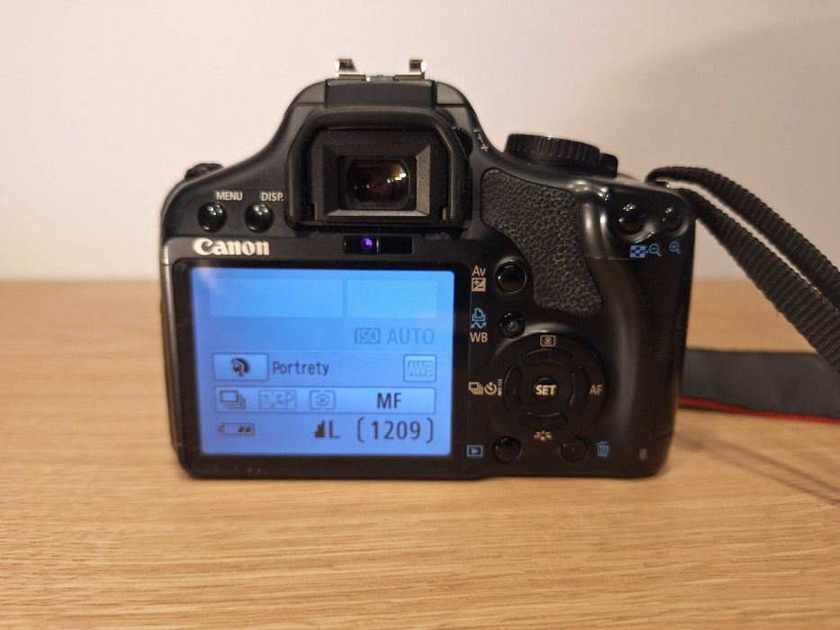 Canon 450D EOS body