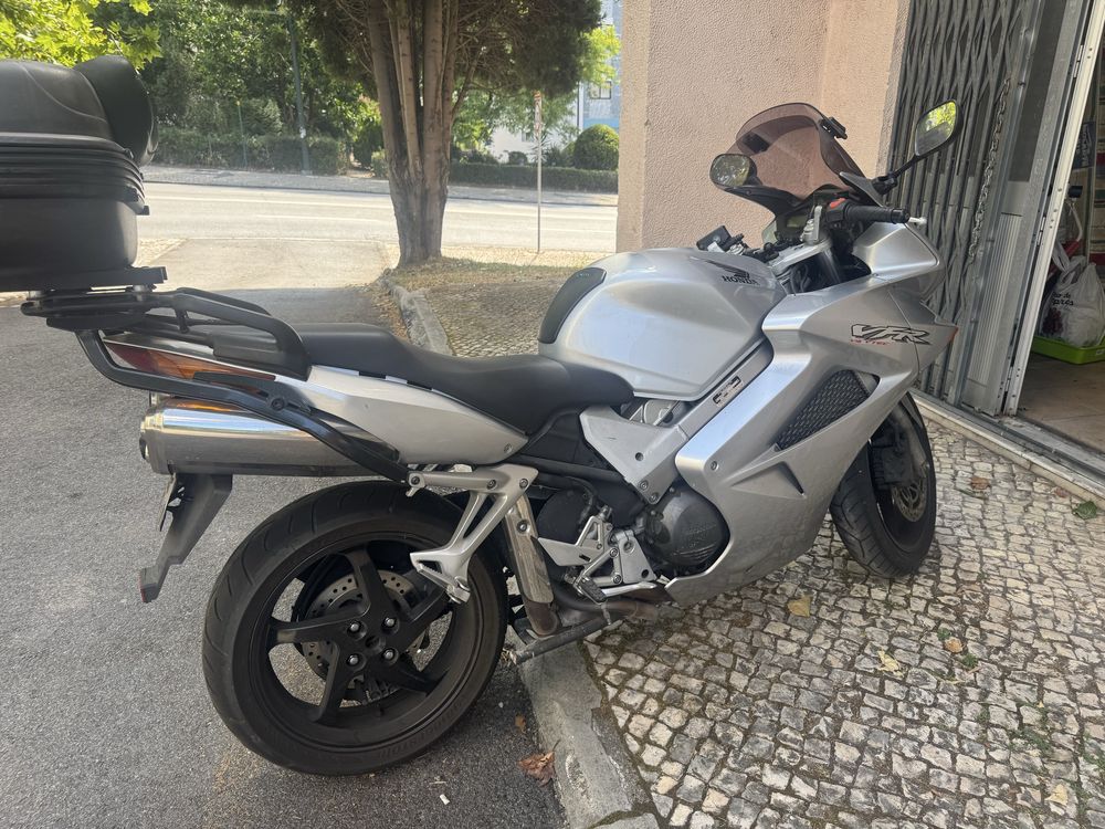 Mota Honda VFR 800 de 2003