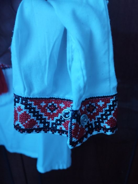 Вишиванка для хлопчика на 8-10 років