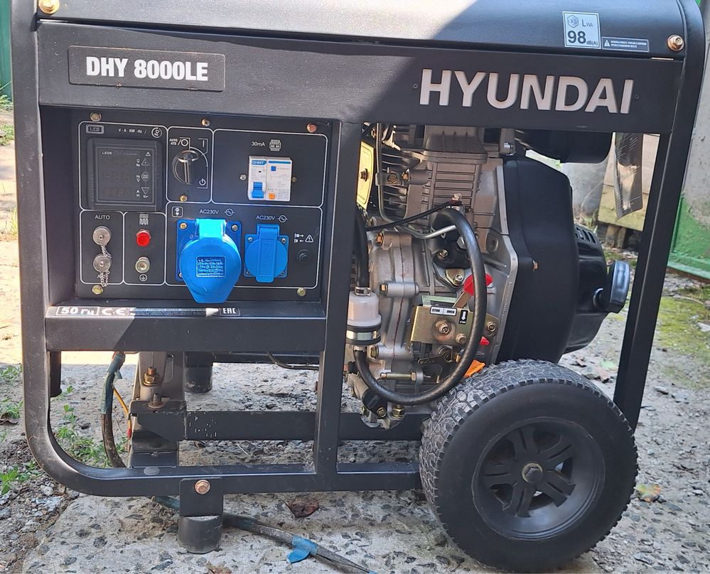 Генератор дизельний Hyundai DHY 8000LE 6,5 кВт