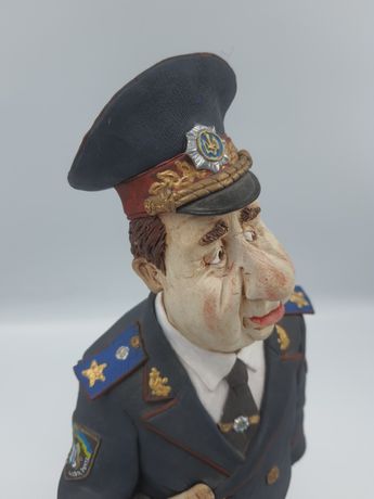 Глиняная статуэтка "Милиционер"  подарок сувенир фигурка полицейский
