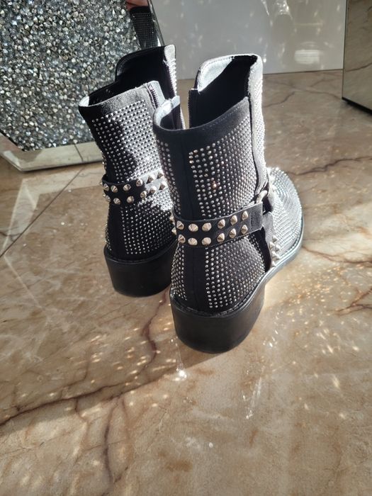 Buciki botki cyrkonie 38