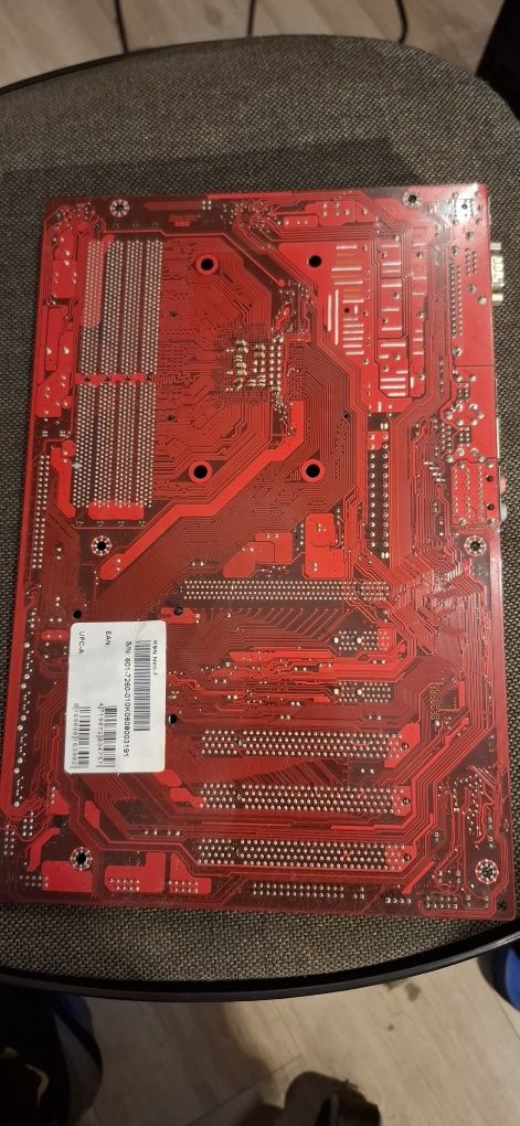 MSI 945PL Neo n1996 pentium 4 i MSI K9N Neo na socket am2
