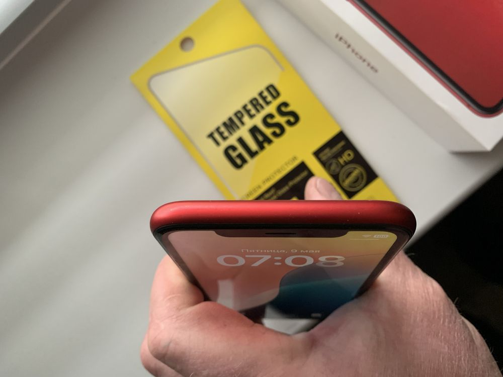 Продам Iphone xr