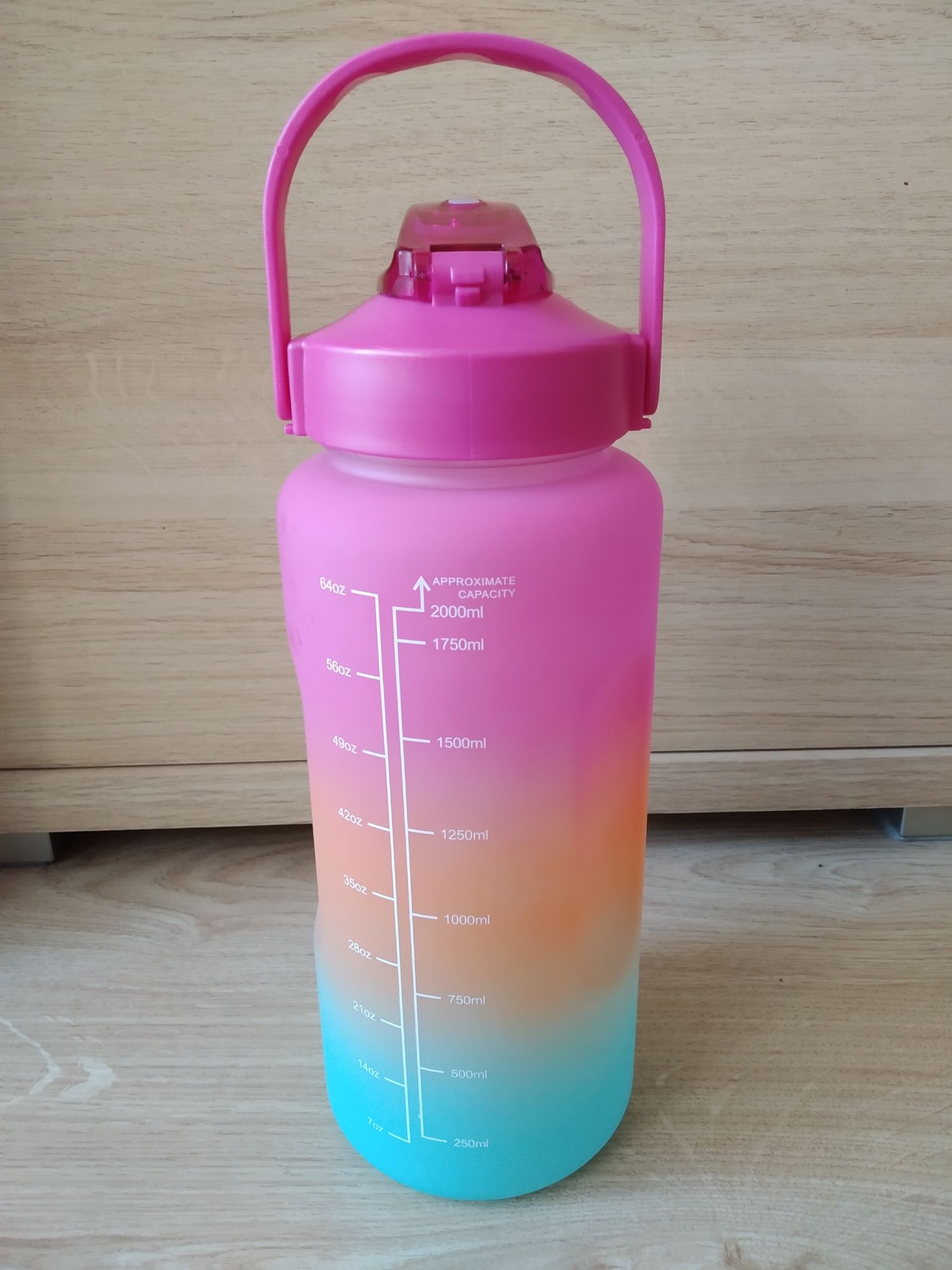 Butelka kolorowa 2000 ml z rurką