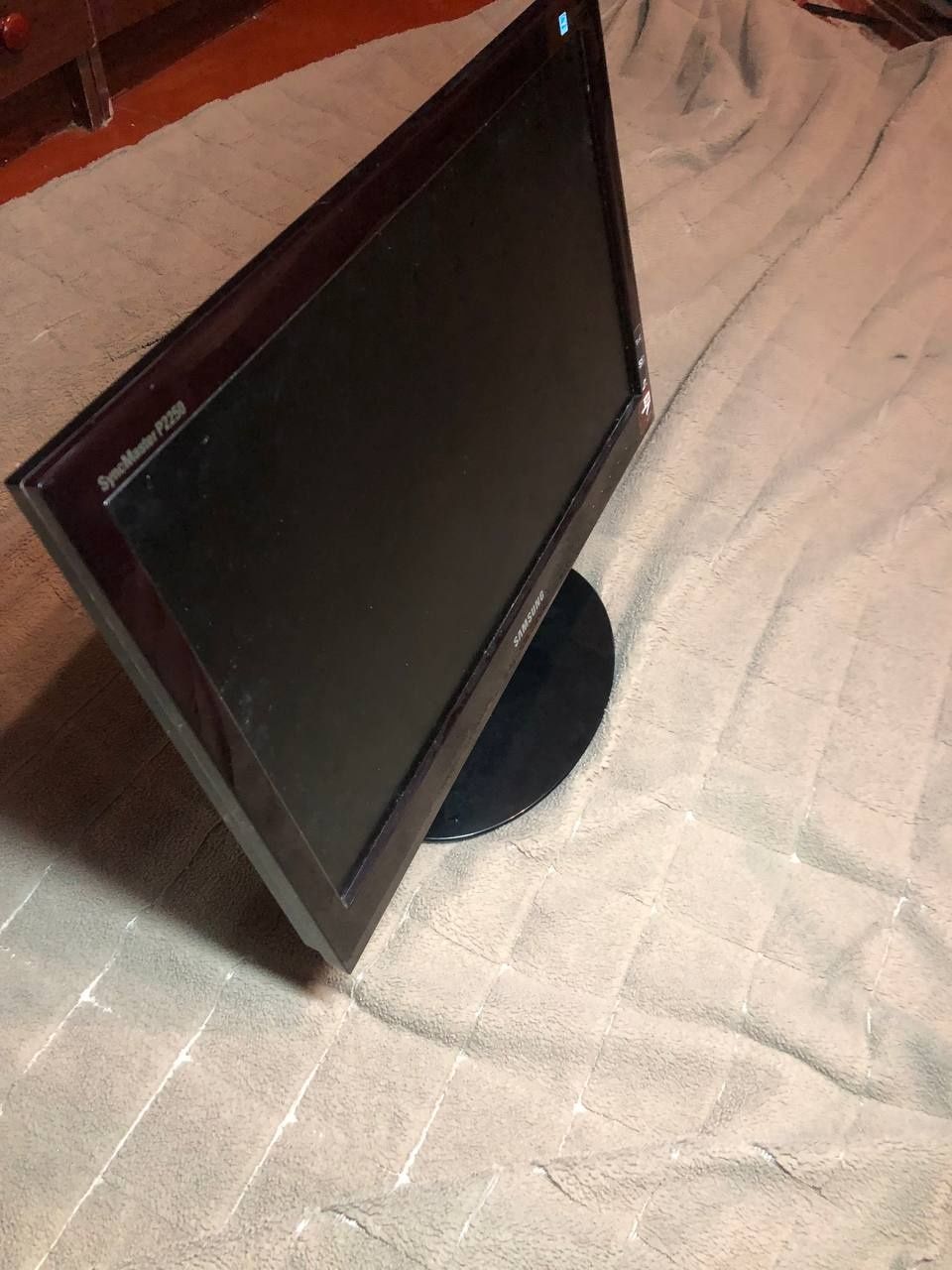 Монітор 22 Samsung P2250