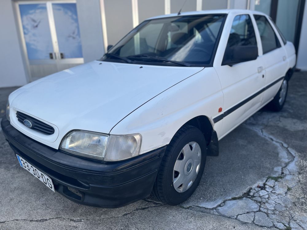 Ford Escort 1.4 CLX - Clássico