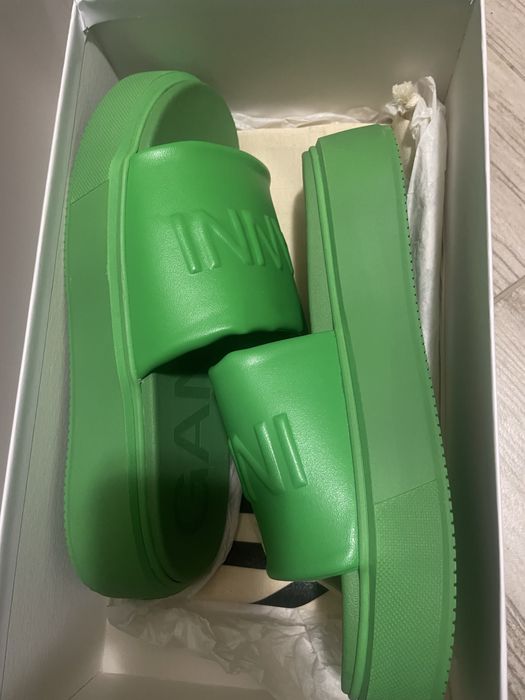 Сабо , шлепки босоножки Kelly Green