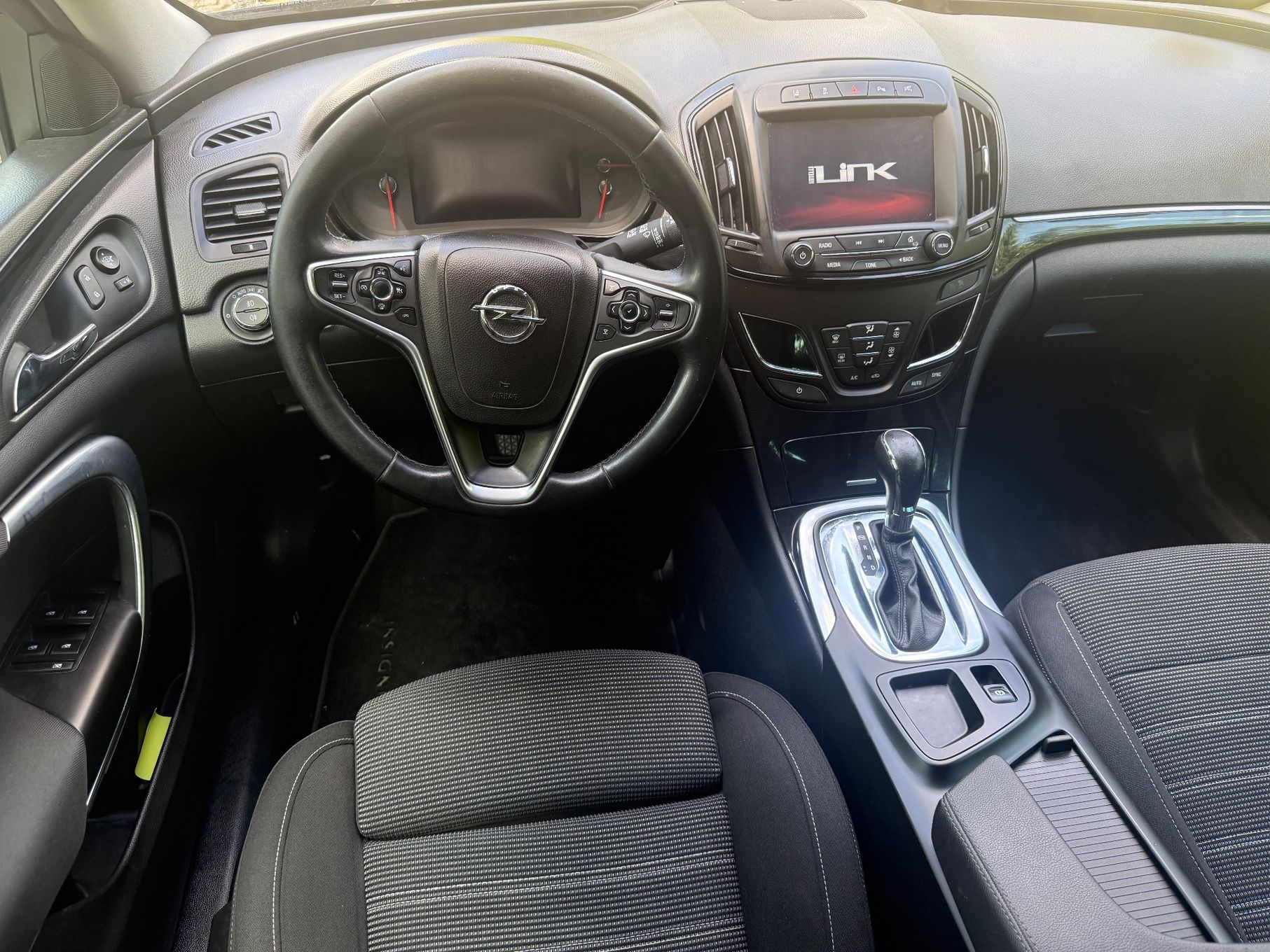Opel Insignia Stan bardzo dobry klimatronik nawigacja