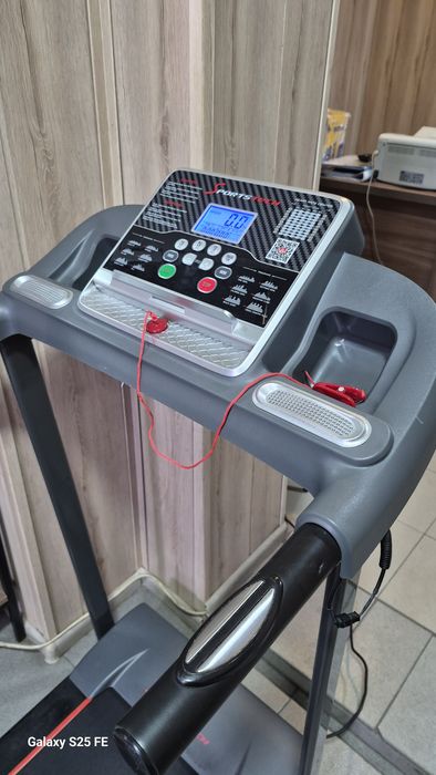 Бігова доріжка Sportstech