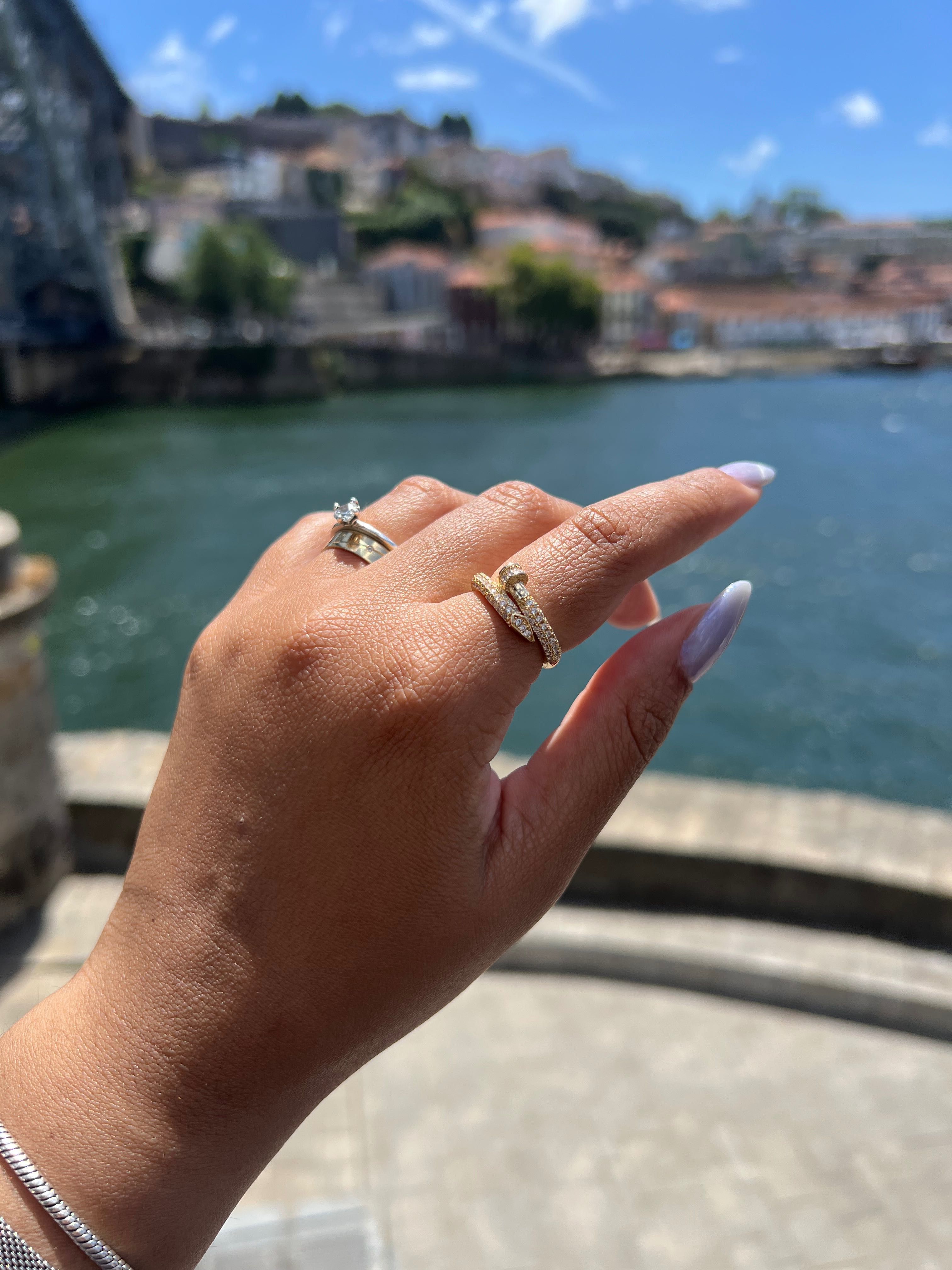 Anel prego zircônias