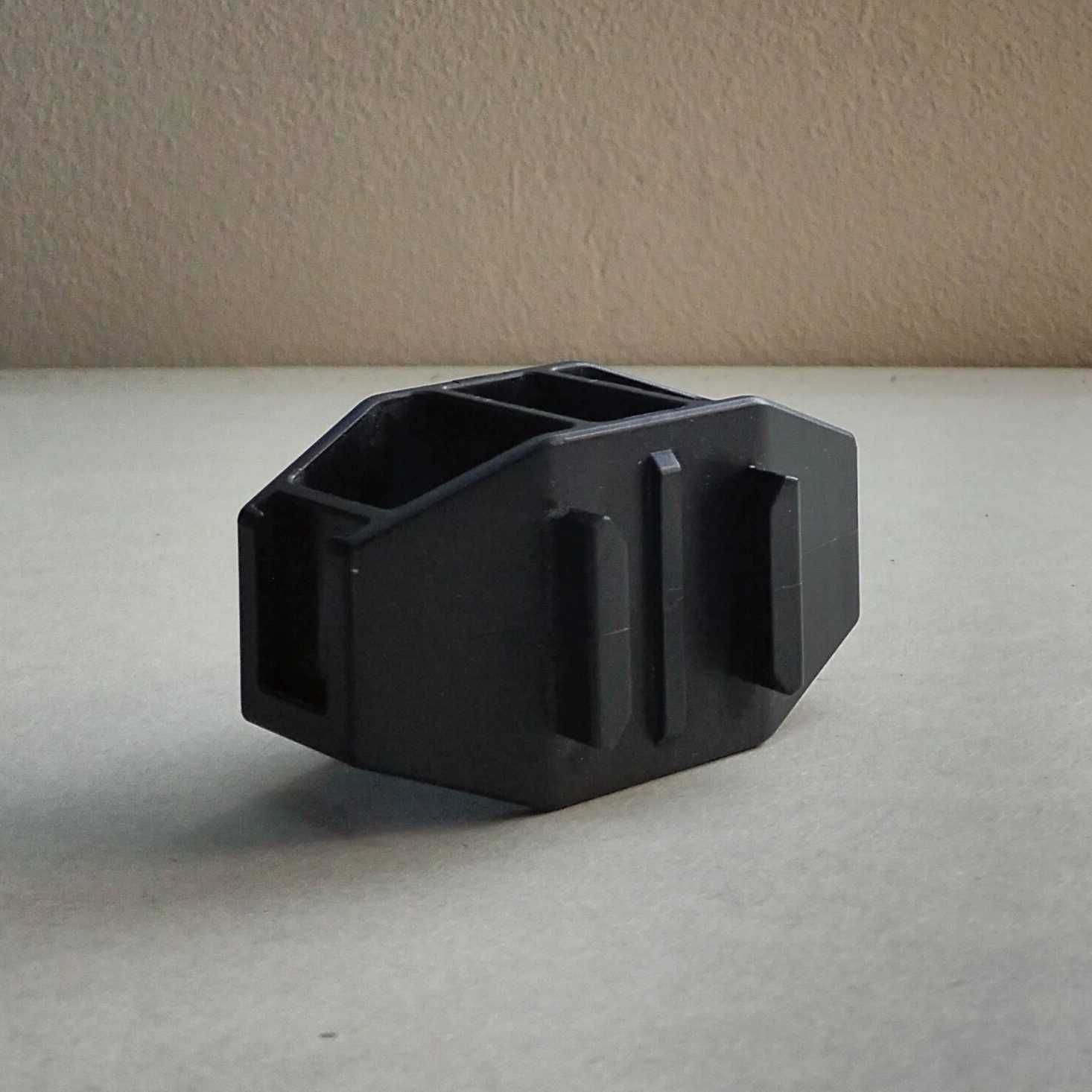 Uchwyt Adapter 2x Sanki ISO Gwint 1/4 do GoPro