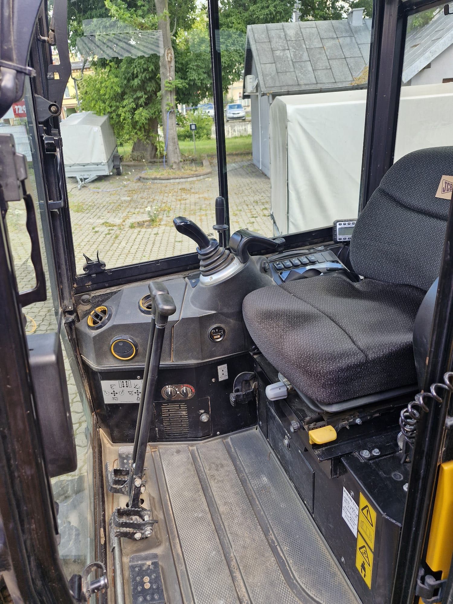 Mini koparka JCB 19C1 z 2022r. ładna 1900kg 3 łyżki SALON POLSKA 1 WŁ