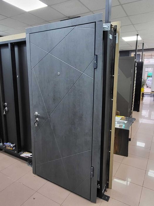 Вхідні двері в квартиру! Акція