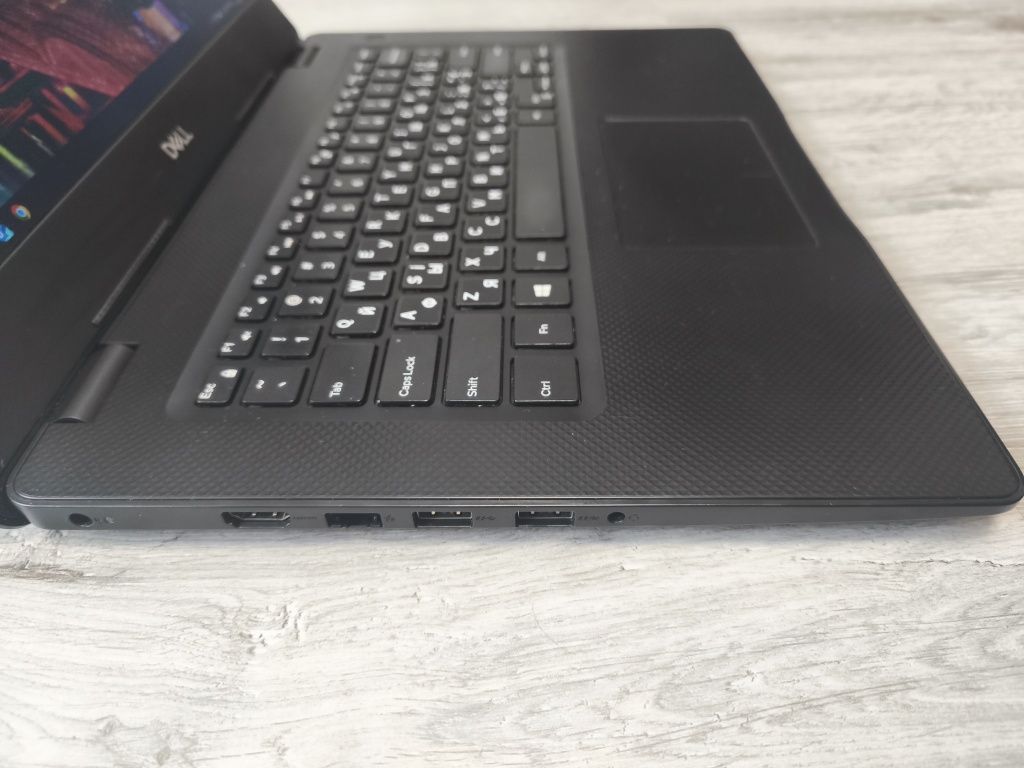 Мощний ноут 8ядер/SSD/DDR4/гарний стан/ батарея тримає