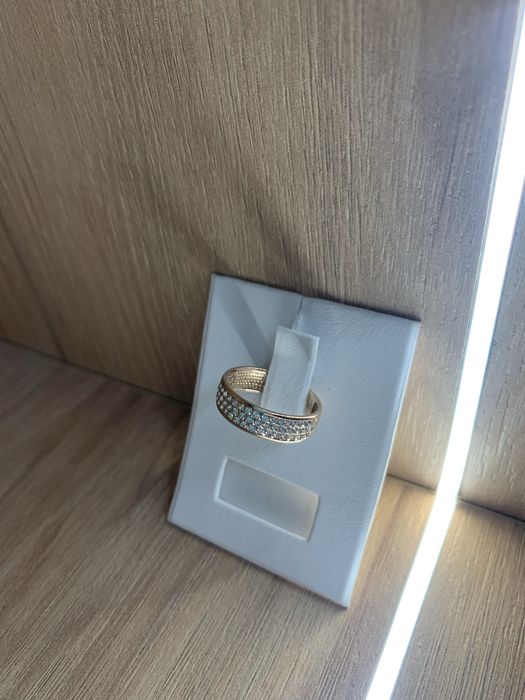 Золота каблучка 585 проби